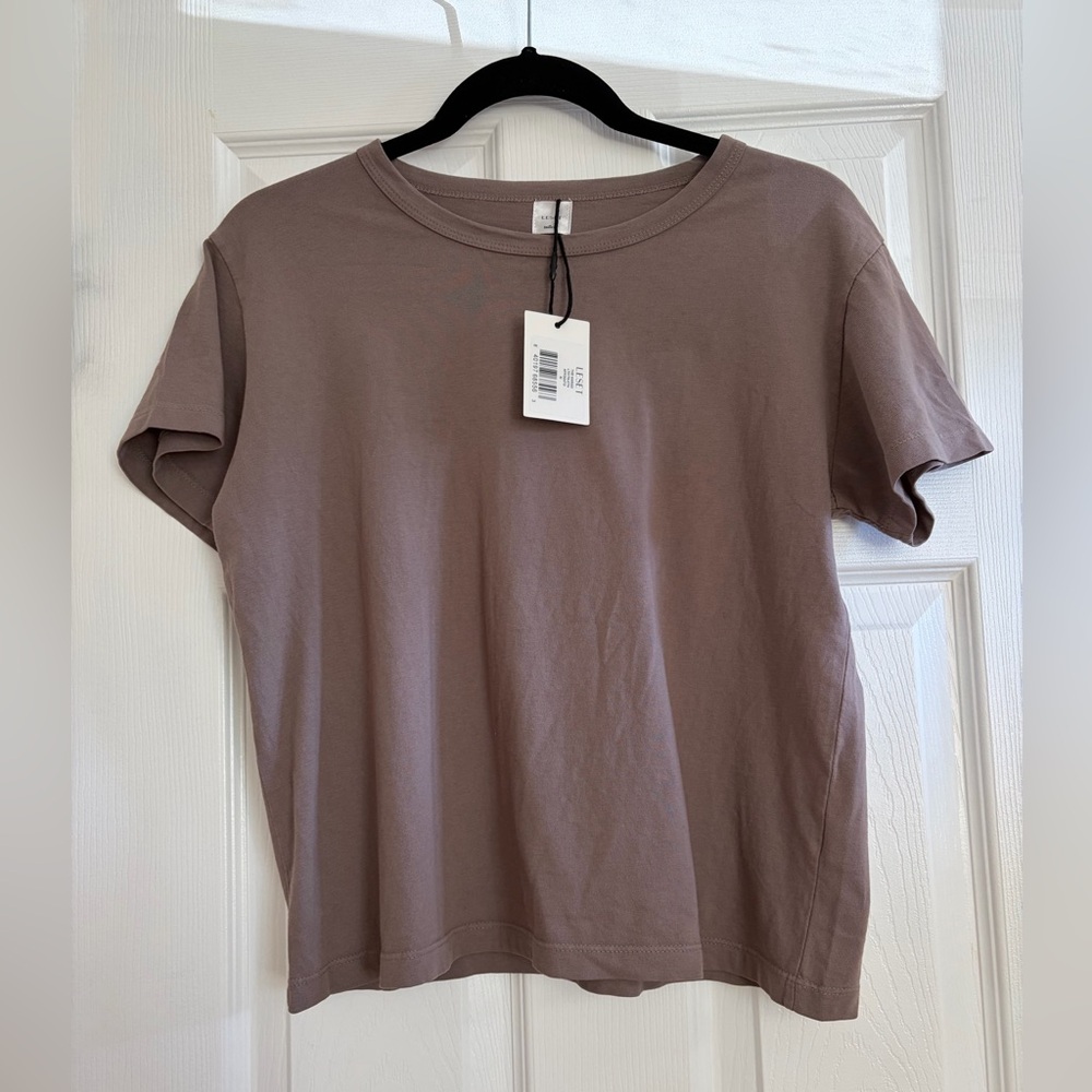 LESET - short sleeve tee - NEW WITH TAGS